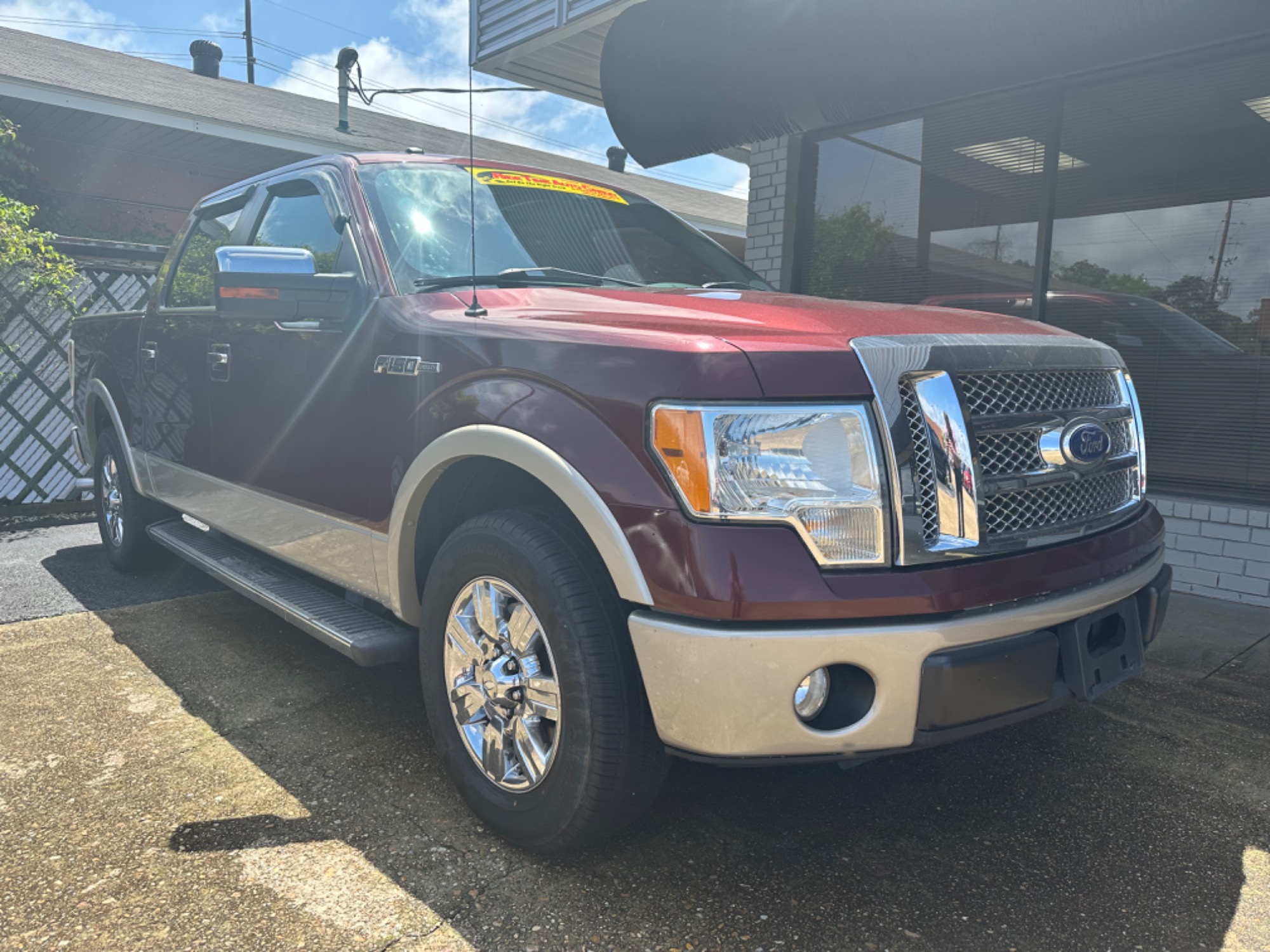 photo of 2010 Ford F-150 Lariat SuperCrew 5.5-ft. Bed 2WD